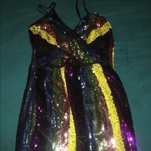Gorgeous mini sequin dress